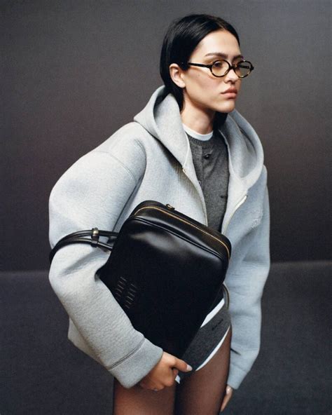 amelia gray miu miu